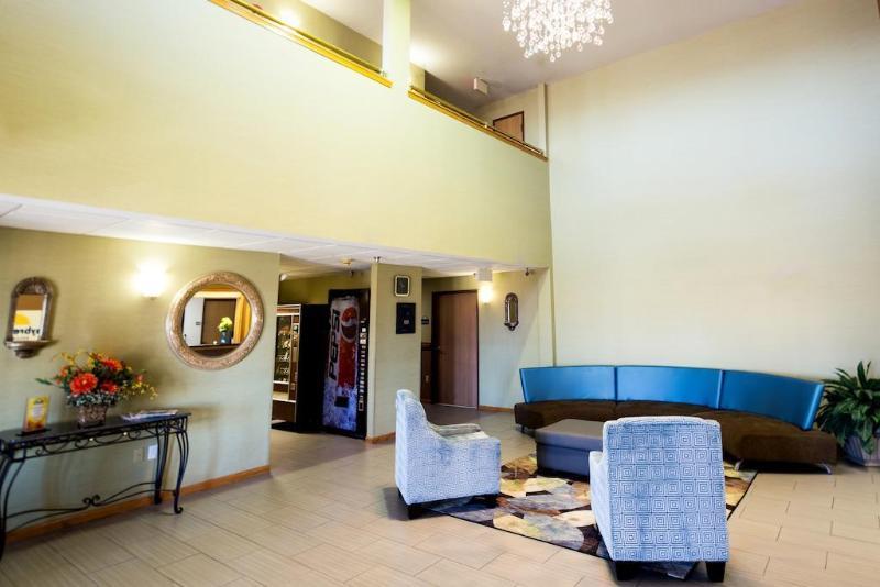 Days Inn & Suites By Wyndham Wichita Eksteriør bilde